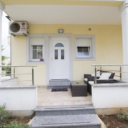 Apartments Rajci Ровин Екстериор снимка