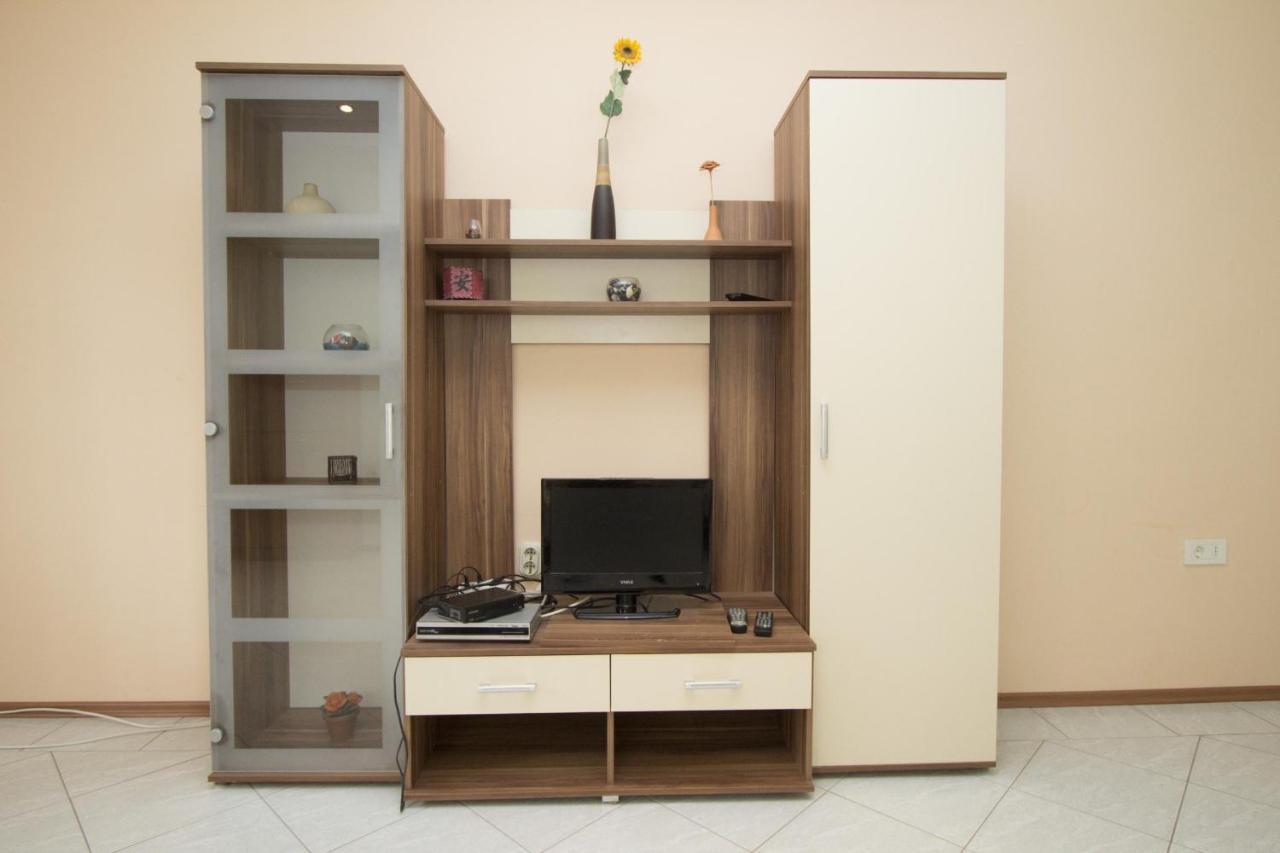 Apartments Rajci Ровин Екстериор снимка